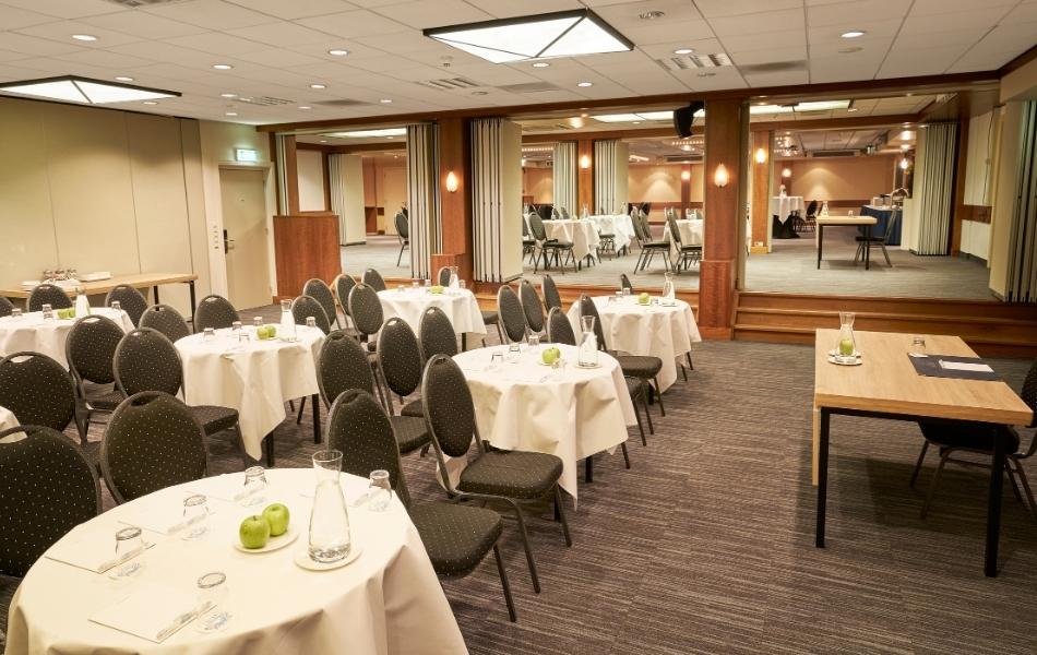 Bijeenkomen in een karakteristieke Villa in Hilversum 2