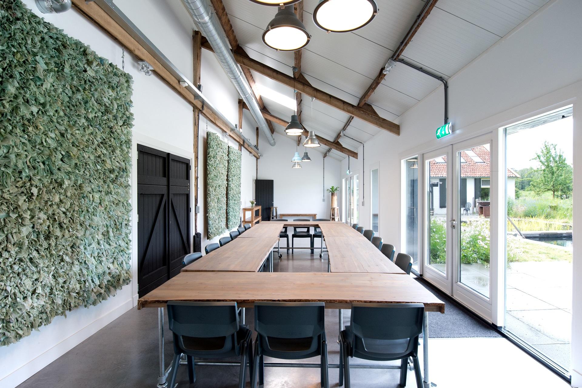 Kloosterboerderij in de Natuur