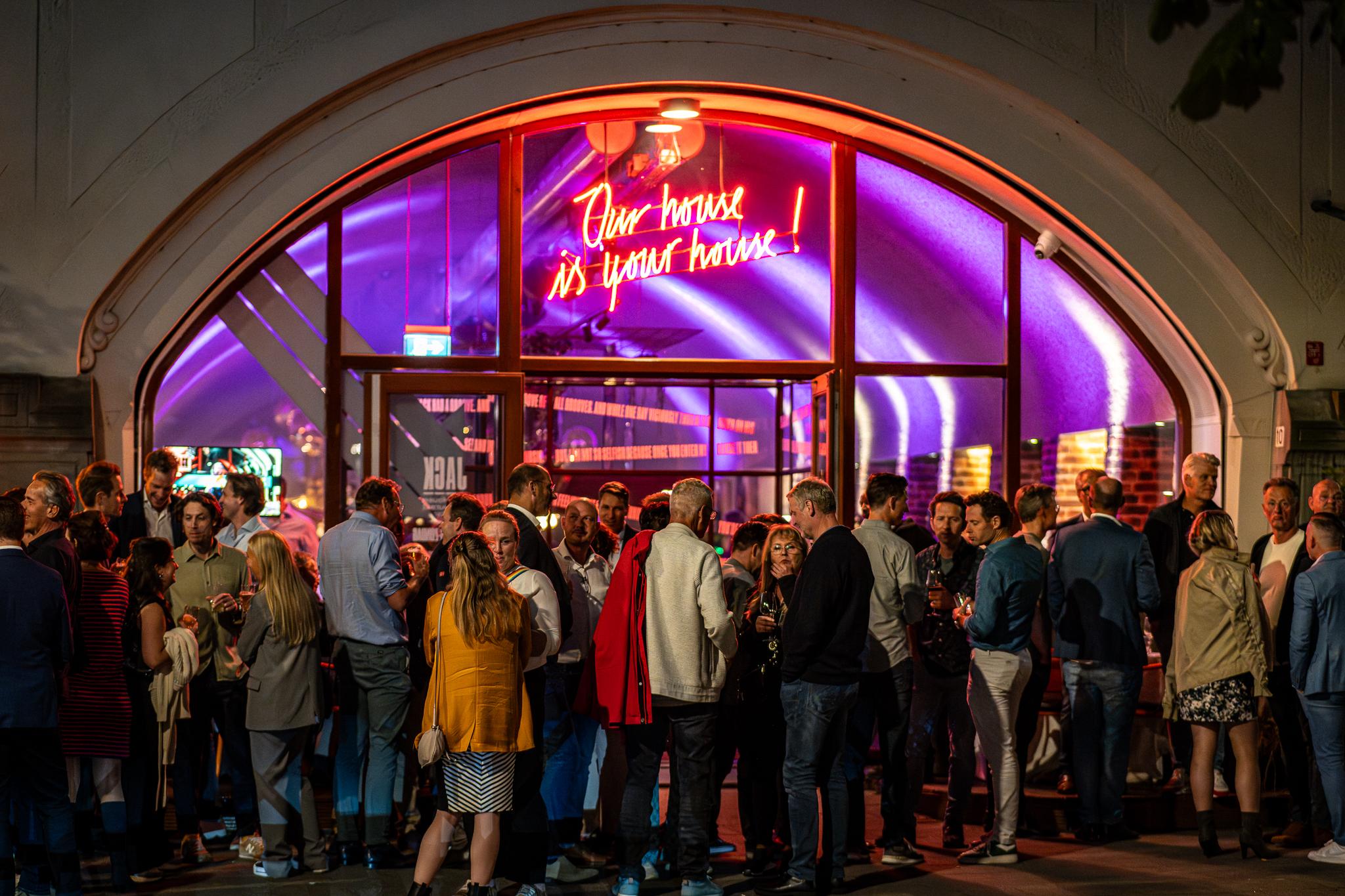 Muzikale Vergaderlocatie in de Hofbogen 1