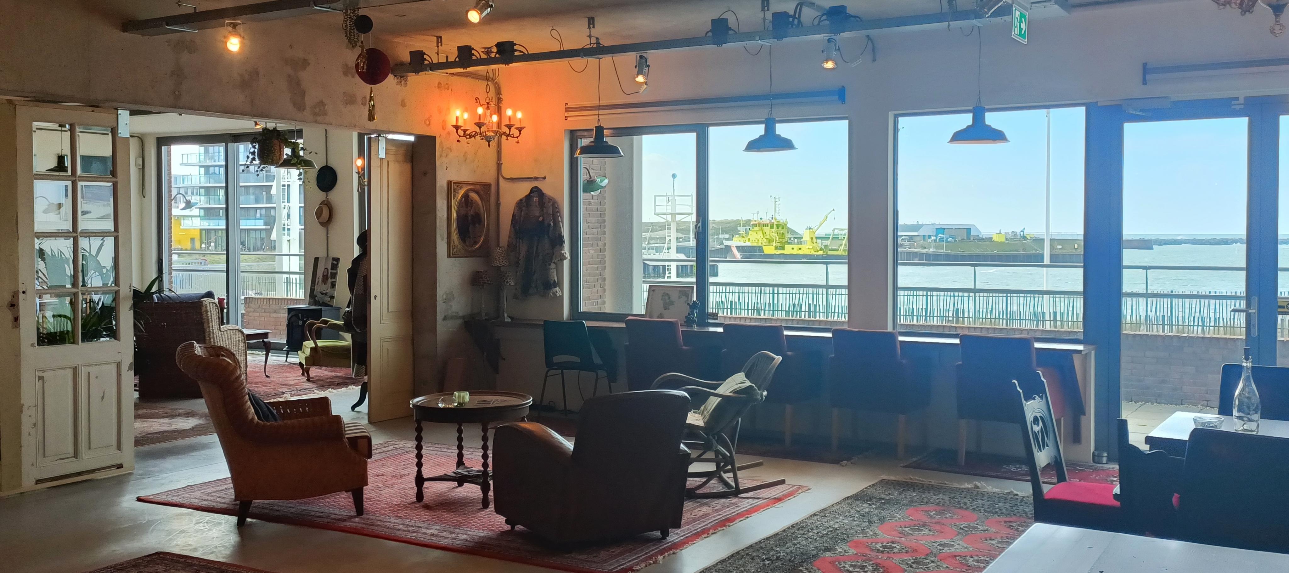 Sfeervolle Vergaderlocatie met Uitzicht op Zee 1